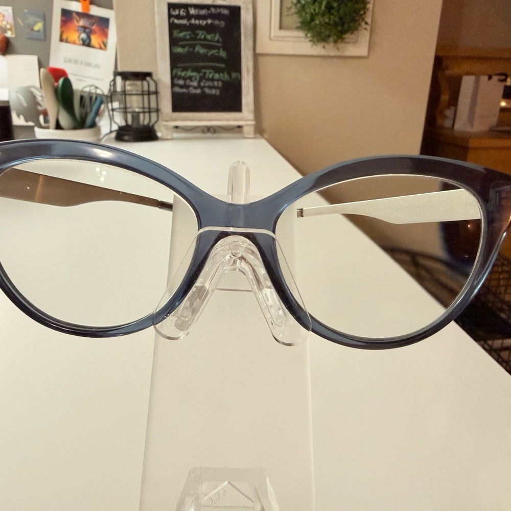 Tiffany & Co. Elegant Blue Cat-Eye Glasses